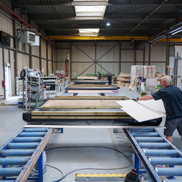 Werken_bij_Vront_fabriek